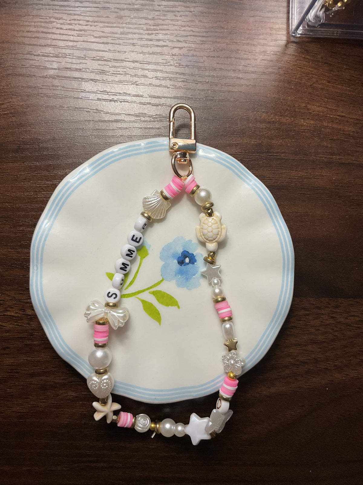 ✨pink summer keychain✨