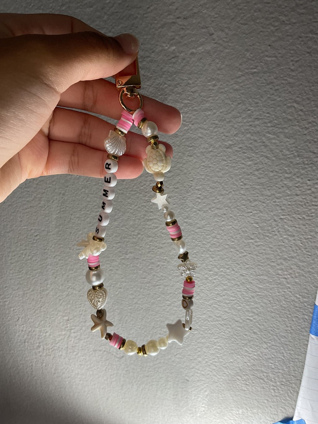 ✨pink summer keychain✨
