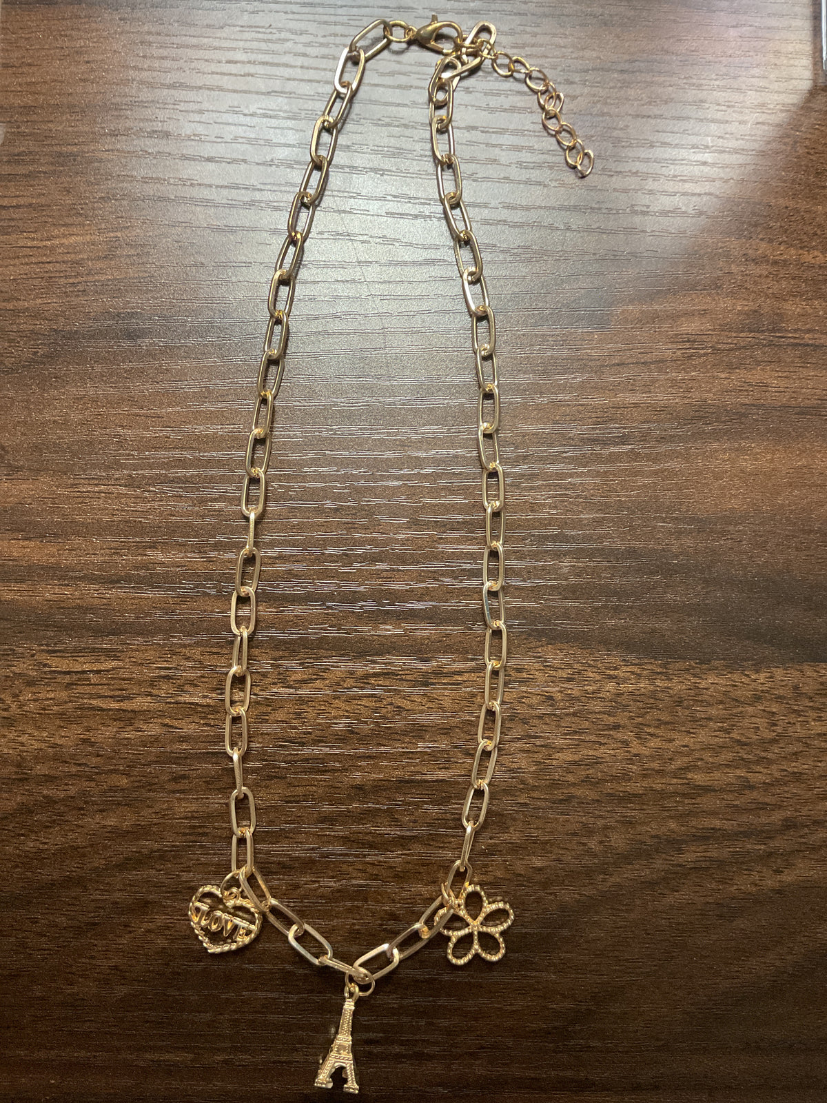 ✨gold tone paperclip charm necklace✨