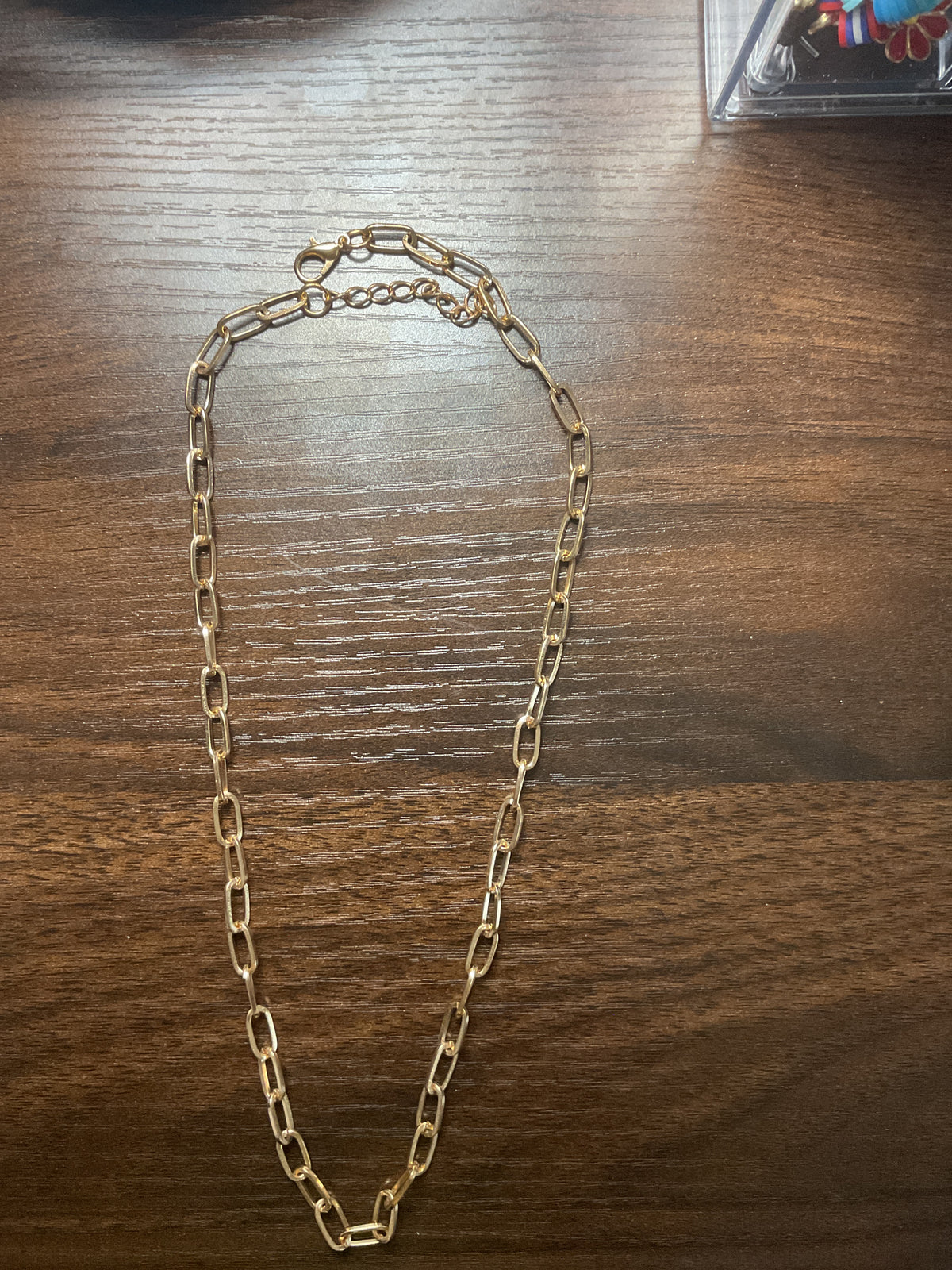 ✨gold tone paperclip necklace✨
